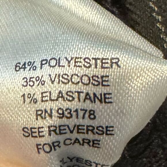 Elie Tahari Black Pinstriped Pleated Wide Leg Pants Size Medium - Picture 12 of 12